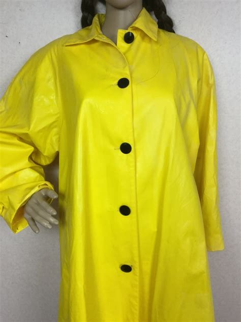 Vintage 80s Vinyl Rain Slicker Bright Yellow Vinyl M Gem