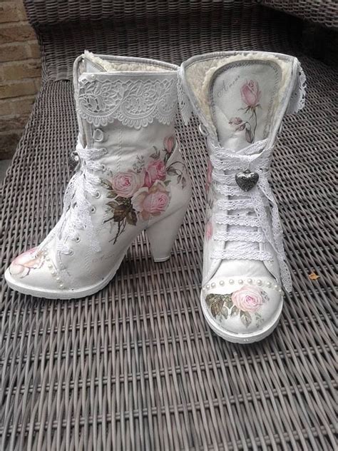 Pin van Marina Morozova op Обувка Shabby chic decoratie Diy schoenen