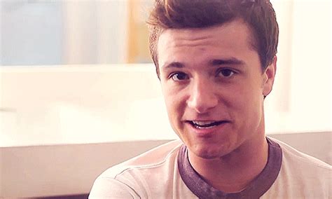 josh hutcherson perfect gif | WiffleGif