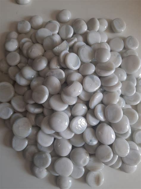 HALF ROUND Smooth White Pebble For Landscaping At Rs 80 Kg In Ahmedabad