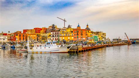 Cosa Vedere A Pozzuoli Borgando