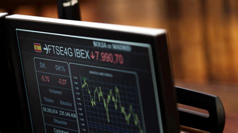 El Ibex Cae Un Retrocede A Los Puntos E Indra Se Desploma