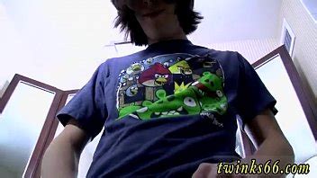 películas de desnudos lindos chicos jóvenes sexy gay lindo chico sin cortar chorros y XVIDEOS