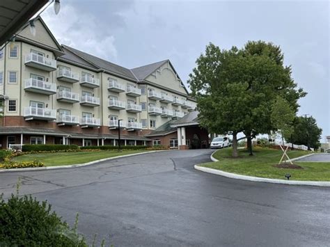 CARLISLE INN SUGARCREEK - Updated January 2025 - 41 Photos & 16 Reviews ...