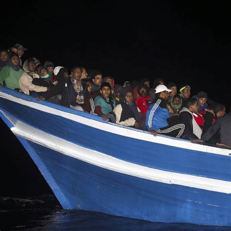 Unos 146 Migrantes Desaparecen En Naufragio En El Mediterráneo