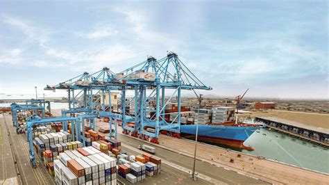 Dp World Y Apm Terminals Invertir N En Total M S De Us Millones