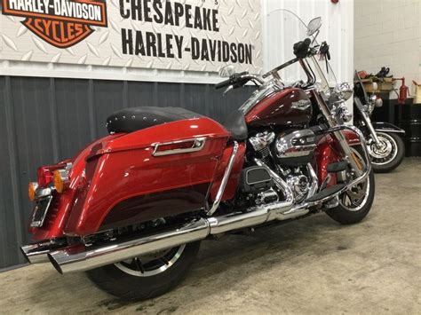 2019 Harley Davidson® Flhr Road King® Wicked Red Twisted Cherry