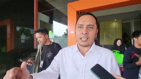 Tersangka Kasus Korupsi Ini Jadi Caleg Peraih Suara Terbanyak Halaman