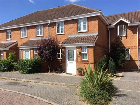 4 Bed Semi Detached House To Rent In Pluto Road Eastleigh Hampshire