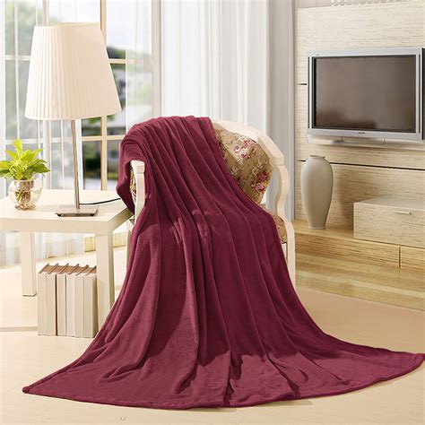 Howarmer Light Seasonal Wine Red Microfiber Throw Blanket For Adults