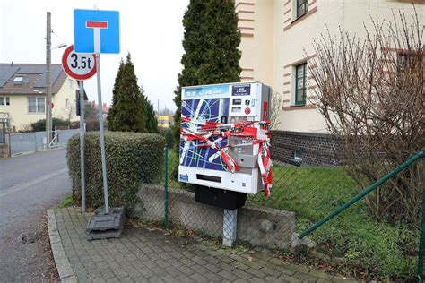 Wieder Zigarettenautomat Gesprengt Polizei Stellt Trio Radio Dresden