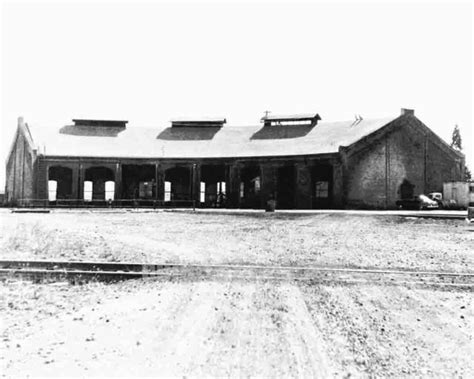 1959 Albany Or Oregon Pacific Railroad Roundhouse Photo Ebay