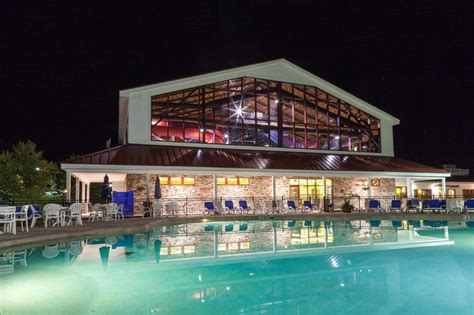 Red Jacket Mountain View Hotel Resort (North Conway (NH)) - Deals, Photos & Reviews