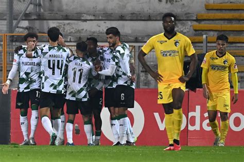 Moreirense Goleia Portimonense Renascen A