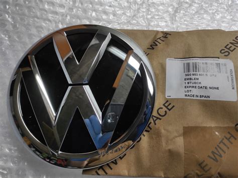 VW PASSAT B8 ZNACZEK EMBLEMAT LOGO 3G0853601B 13908603959 Oficjalne