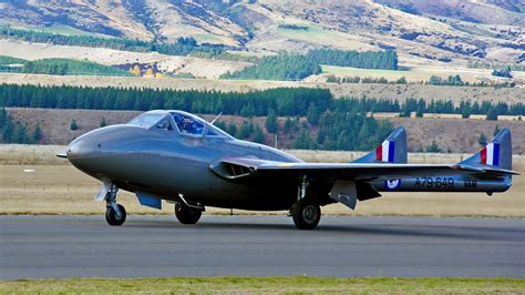 Pioneering Technology The De Havilland Vampire Jets N Props