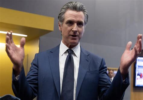 Gavin Newsom El Listón Está Tan Bajo Que Con Aparecer Biden Ya Ha Ganado