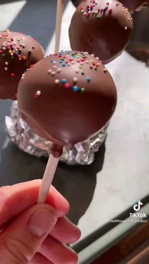 Quick And Easy Cake Pops Recipe