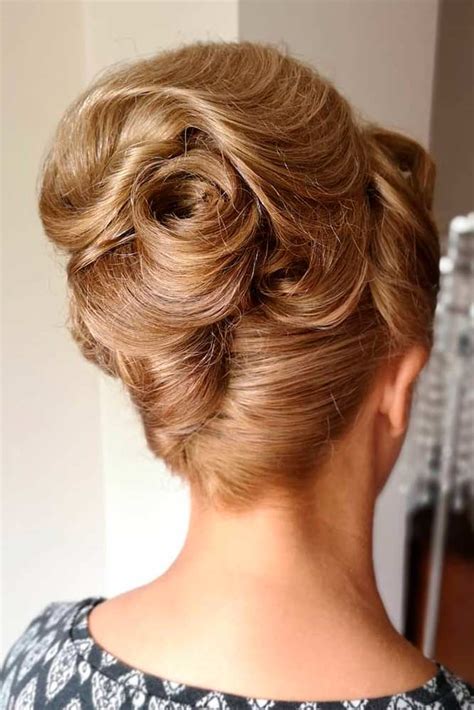 Beehive Hair: Impressive Trend Straight From the 60s | Glaminati.com