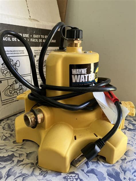 WAYNE Waterbug 1 6 HP 1350 GPH Submersible Multi Flo Water Removal