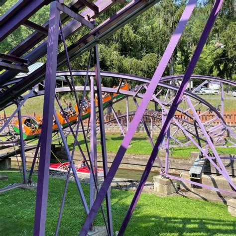 Kozmos Kurves Amusement Park In Elysburg