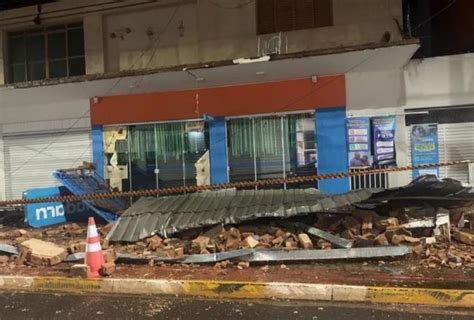 Jornal Sudoeste Do Estado Moradores Relatam Susto Chuva De