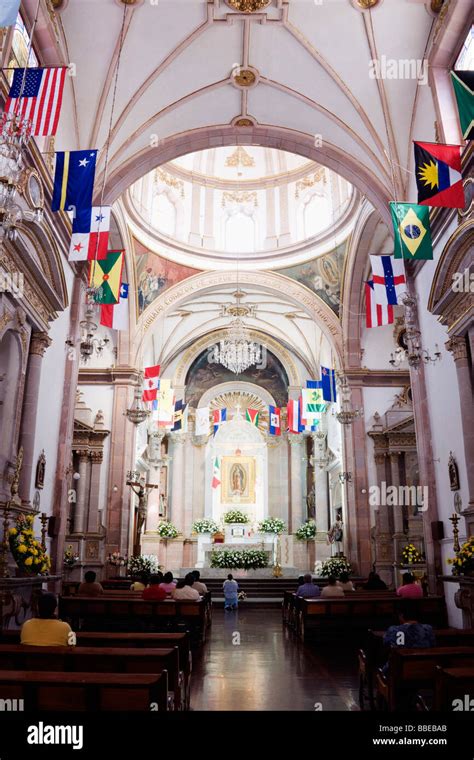 Templo De La Congregacion Fotos Und Bildmaterial In Hoher Aufl Sung