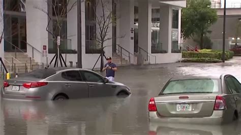 Inundaciones En Miami Dade Y Broward Por Intensas Lluvias Telemundo