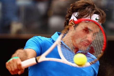 Sore Federer Battles Through In Rome Abc News