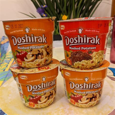 Doshirak即食薯蓉四杯, 嘢食 & 嘢飲, 包裝食物&即食食物 - Carousell