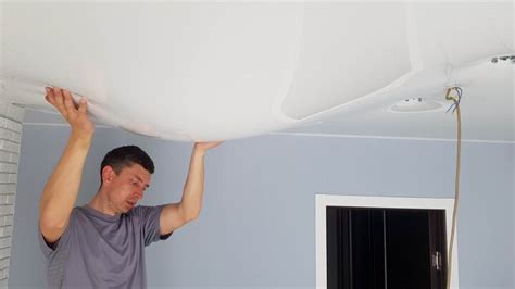 6 Types Of Ceiling Cracks And How To Fix Them | Upgradedhome.com