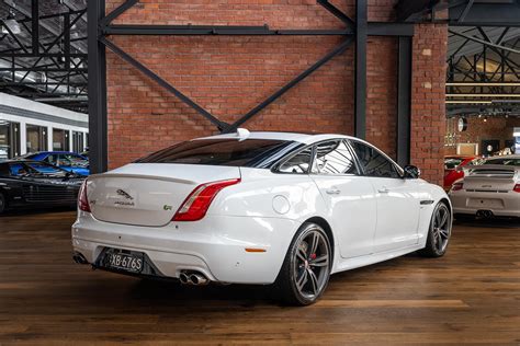 White Jaguar Xjr