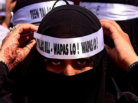 Woman Alleges Husband Gave Her Triple Talaq On Whatsapp