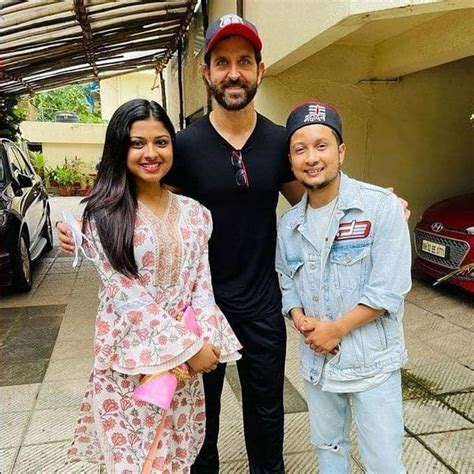 Pawandeep Rajan Arunita Kanjilal S Pictures With Hrithik Roshan And His