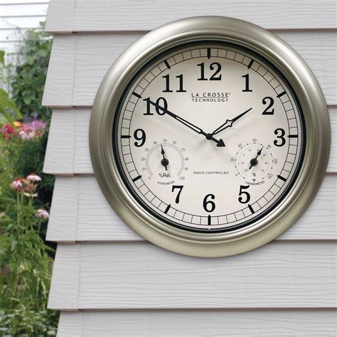 Wt 3181pl 18 Inch Indooroutdoor Atomic Wall Clock La Crosse Technology