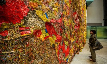 Transforming Trash Into Miracles El Anatsui S Glittering Gold