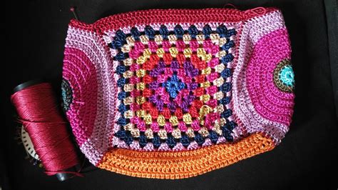 Crochet Kalaakari Crochet Hobo Bag Free Pattern