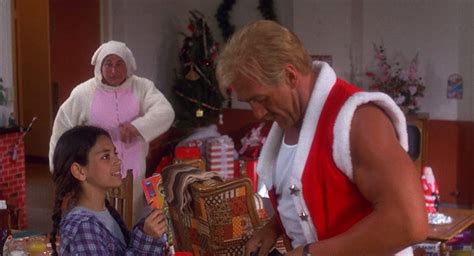 ‘Santa with Muscles’ (1996): Wolf of Wall Street taps Hulkster for ...