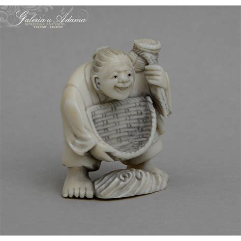 Xix Xx W Figurka Netsuke Wykonana Z Ko Ci S Oniowej Przedstawiaj Ca