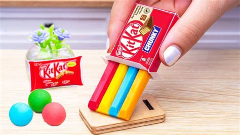 Amazing Kitkat Cake Dessertdelicious Miniature Rainbow Chocolate Cake