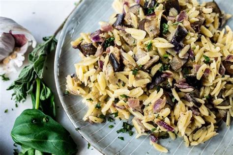 Orzo Met Aubergine En Geitenkaas Ohmyfoodness Voedsel Idee N Orzo