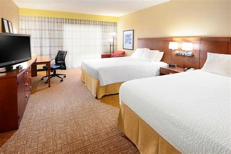 Courtyard By Marriott San Antonio Downtownmarket Square Rooms Pictures And Reviews Tripadvisor