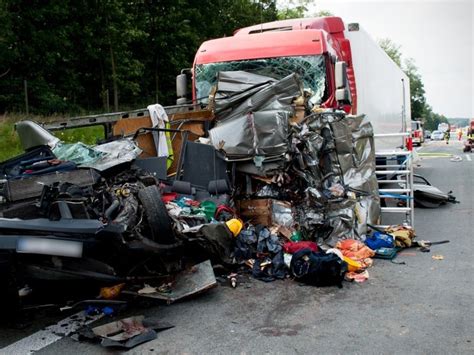 Unfall Auf A Identit T Eines Toten Weiter Unklar