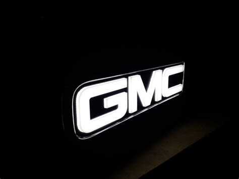 Gmc Lit Logo Custom Built By Livewire Custom Lighting Out Of Texas This Is The Side Profile