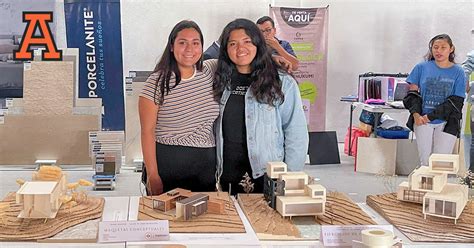 Estudiantes De Primer Semestre Participan En Expo Arquitectura 2023