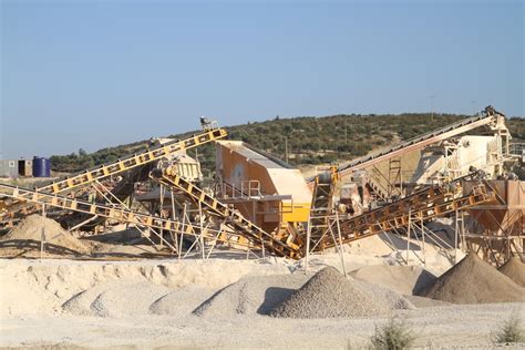 Cuántas toneladas por hora tritura la planta trituradora de 110