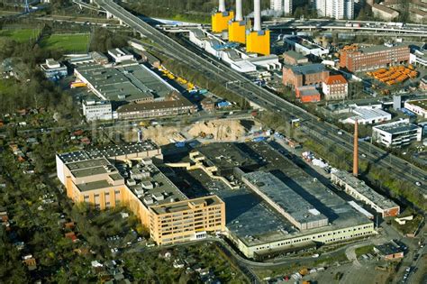 Luftaufnahme Berlin Abrißarbeiten auf dem Gelände der Industrie