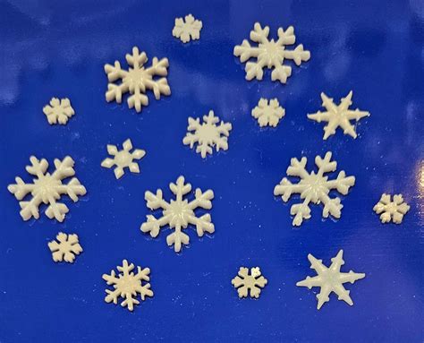 COE 96 Pre Fused Glass Snowflakes for Your Fused Glass Projects - The Avenue Stained Glass