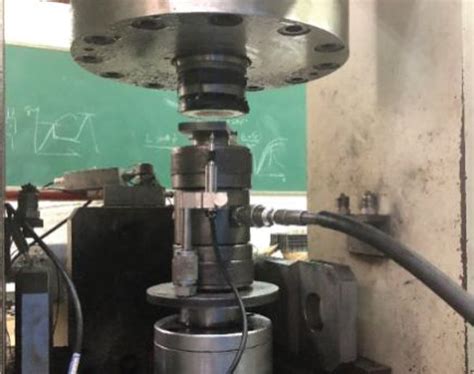 Conventional Triaxial Compression Test Download Scientific Diagram