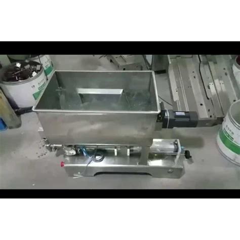 Stainless Steel Ribbon Blender Machine For Mixing Capacity